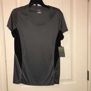 Women’s Tek Gear short sleeve t-shirt